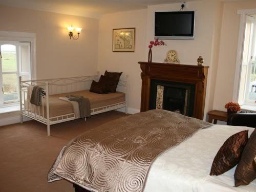 The Dyke Neuk Inn Meldon  Экстерьер фото
